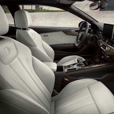 Audi A5 Coupé interior